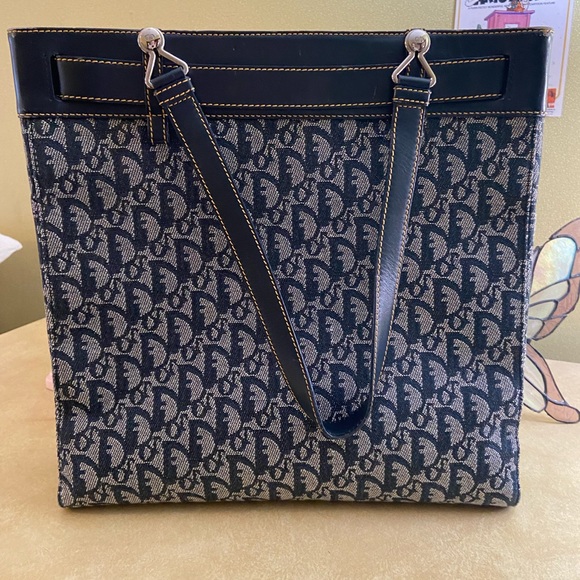 Dior Diorissimo Pocket Tote - Picture 3 of 7